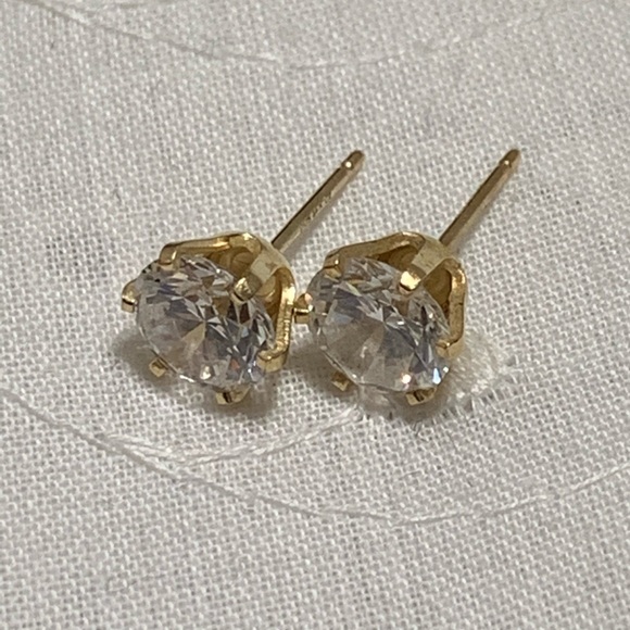 Faux Diamond Stud Earrings - Picture 4 of 4